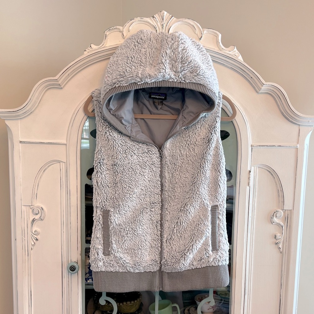 Patagonia Hooded Vest Size Large